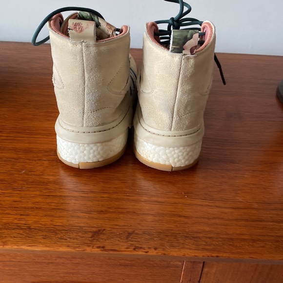 Adidas Eric Emanuel Exclusive Sneakers - Picture 2 of 5